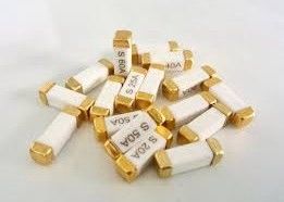 NANO2 Quick Acting Subminiature Permukaan Mount Brick Ceramic Fuse 2A 250V 10.2mmx3.2mm