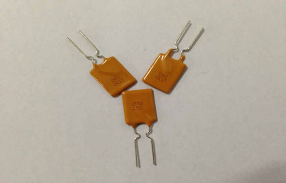 30V 2.5A PPTC Fuse Resetable